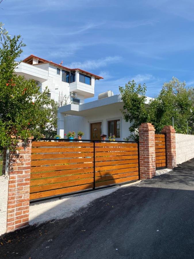 Xhuliano Apartament Willa Ksamil